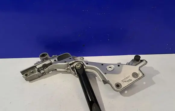 Jaguar F-Type Fender mounting bracket EX5316D154A