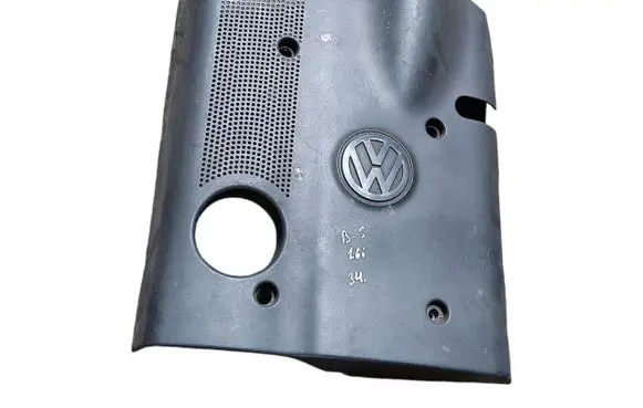 Volkswagen PASSAT B5 Engine cover (trim) 06B103935C