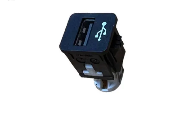 BMW 3 F30 F35 F31 USB socket connector 84109229294 9229294