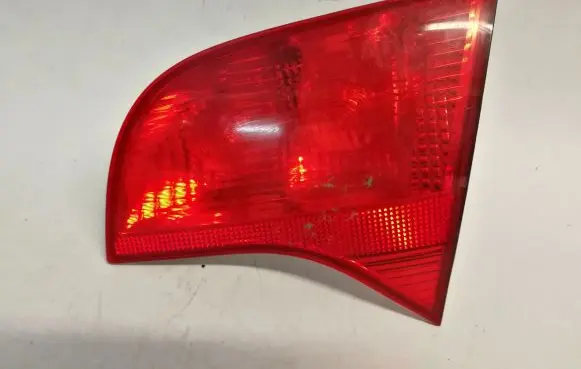 Audi A4 S4 B7 8E 8H Tailgate rear/tail lights 8E9945094A