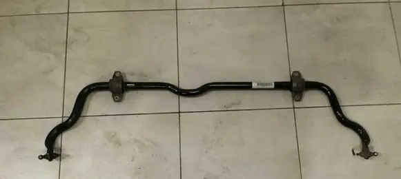 Mercedes-Benz GLA W156 Front anti-roll bar/sway bar A2463203511