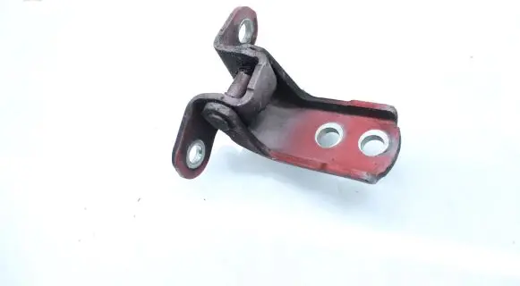 Toyota Prius (XW30) Front door upper hinge