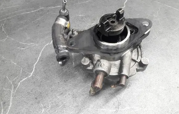 Fiat Linea Vacuum pump 55186752