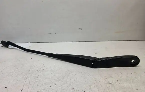 Volvo S60 Front wiper blade arm 30753509