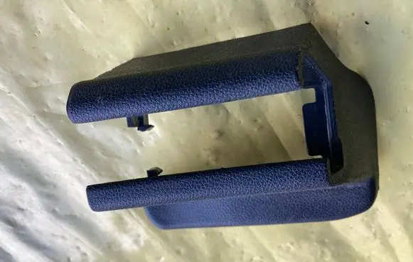 Mercedes-Benz A W169 Front passenger seat rail trim A1699191020