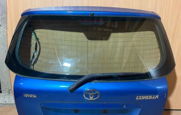 Toyota Corolla E120 E130 Tailgate/trunk/boot lid