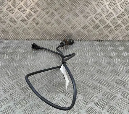 Coolant pipe/hose