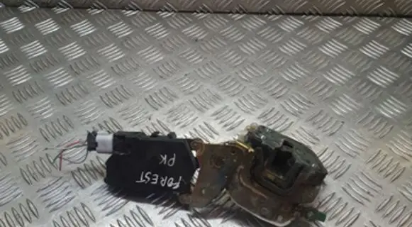 Subaru Forester SF Front door lock 8721