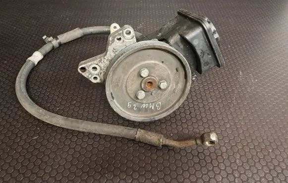 BMW 5 E39 Power steering pump 7691974518