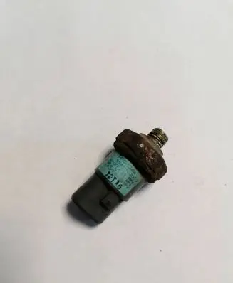 Air conditioning (A/C) pressure sensor