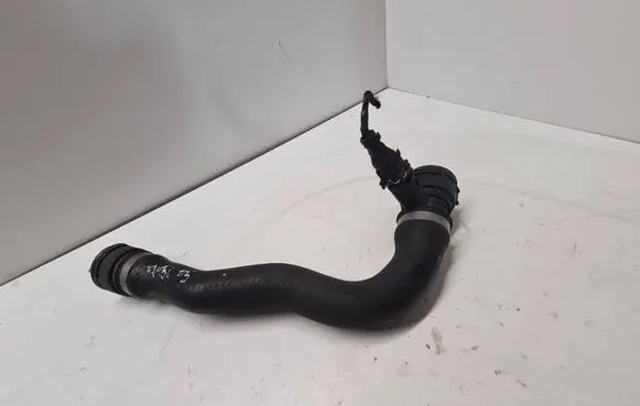 BMW 7 E65 E66 Engine coolant pipe/hose 7508011