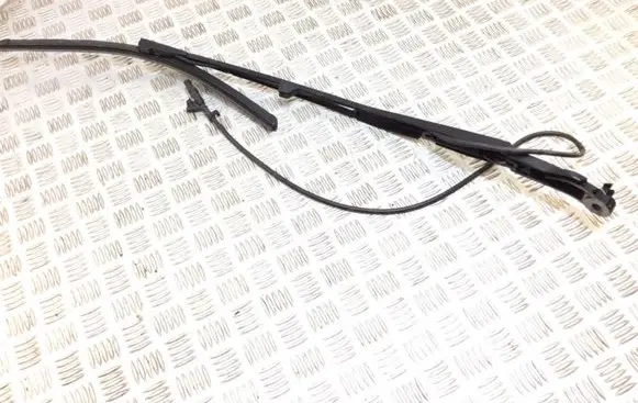 Volvo XC90 Front wiper blade arm 31391848