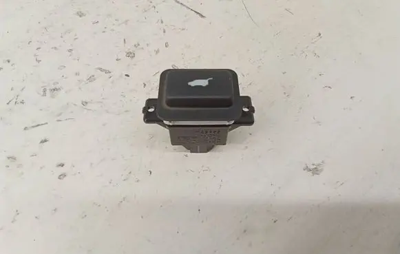 Honda Accord Tailgate opening switch M26983