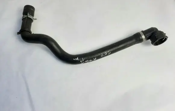 Ford Kuga II Engine coolant pipe/hose 9V618286CC