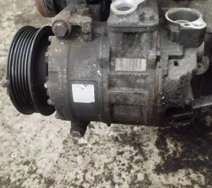 Volkswagen Golf V Air conditioning (A/C) compressor (pump) 1k0820859c 44719d-7952