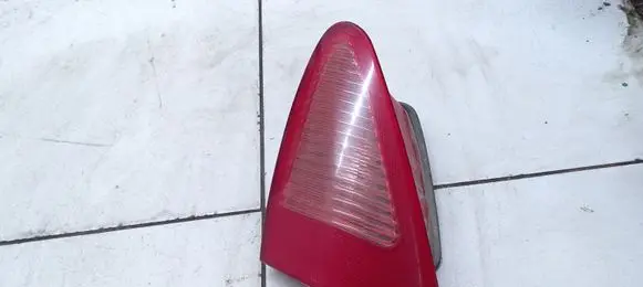 Alfa Romeo 147 Tailgate rear/tail lights 03321010 46556346