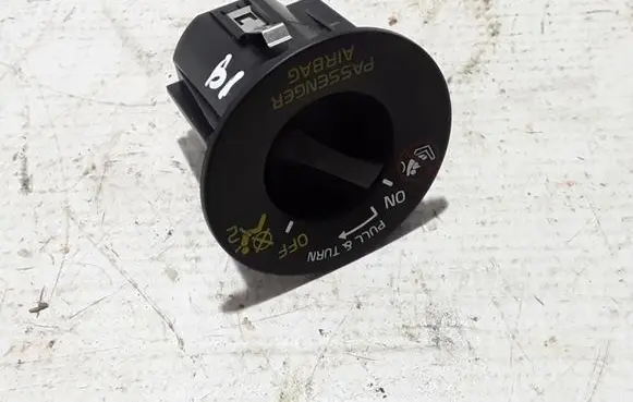 Volvo XC60 Passenger airbag on/off switch 31674767