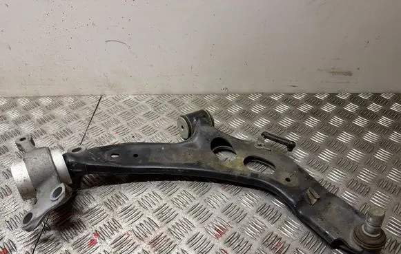 BMW 1 F40 Front lower control arm/wishbone 8837854 6879844