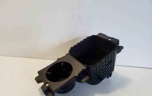 Polestar 2 Cup holder front 32226076