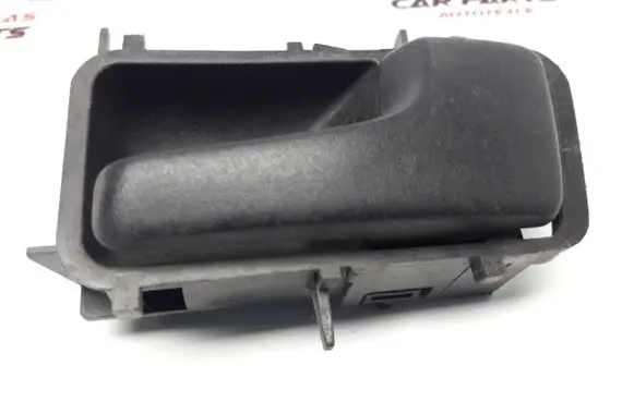 Volkswagen PASSAT B3 Rear door interior handle 357837236