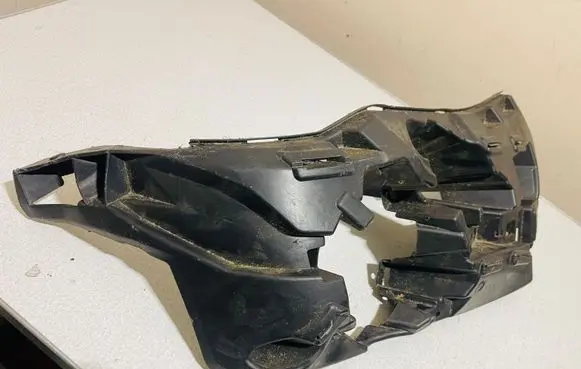 BMW X3 F25 Front bumper mounting bracket 8056986, 51118056986