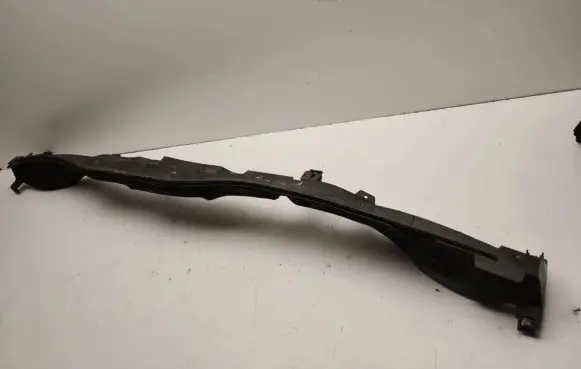 Peugeot 2008 I Front wiper blade arm 9673301680
