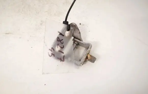 Mazda 3 I Tailgate/trunk/boot hinge