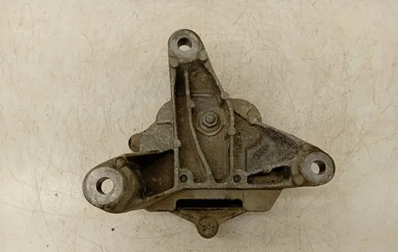 Audi A4 S4 B8 8K Gearbox mount 8K0399151