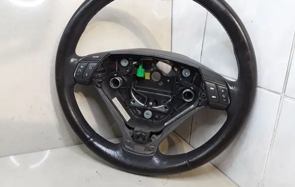 Volvo S60 Steering wheel 08666887 8666882