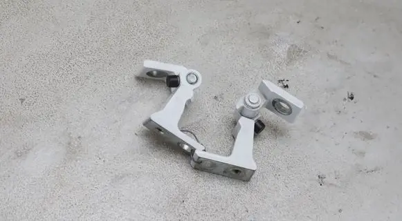 Volkswagen Atlas Cross Sport Rear door hinge set 8V5833404C