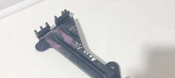 Audi A6 S6 C4 4A Front bumper mounting bracket 4A0807283A
