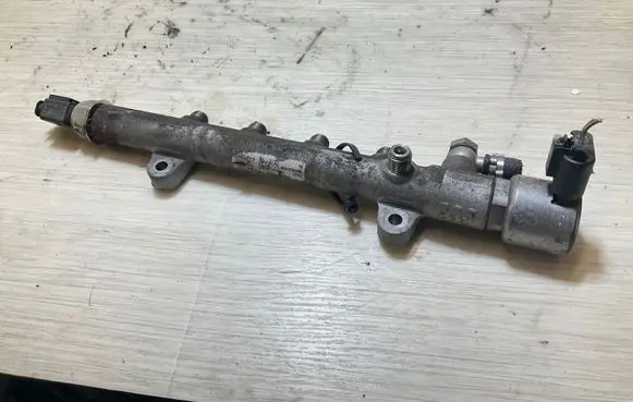Fuel pressure sensor