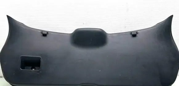 Tailgate trim