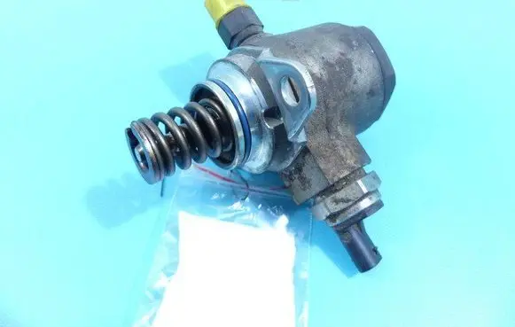 Skoda Rapid (NH) In-tank fuel pump 03C127026M IMPRK1297567