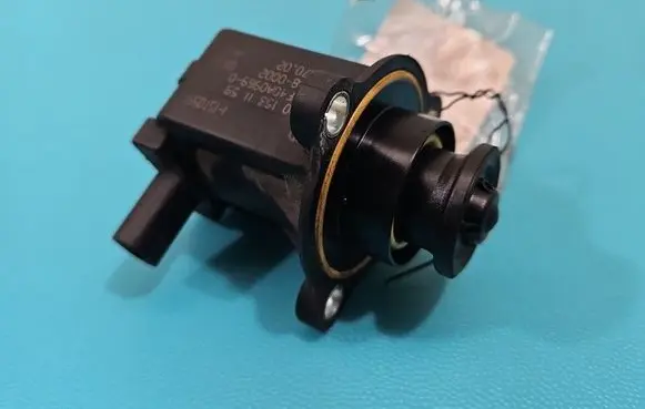 Mercedes-Benz C W205 Turbo solenoid valve A0001531159 IMPRK1502766