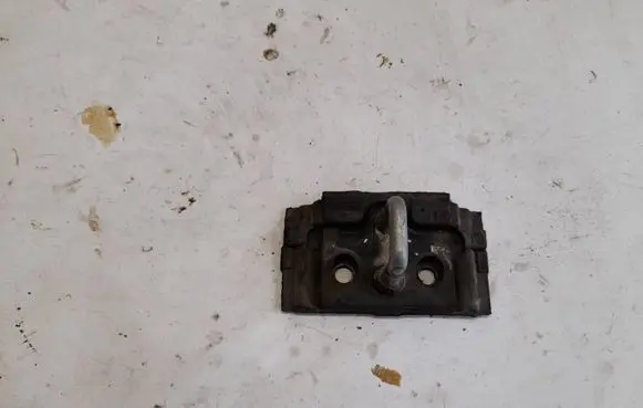 Mercedes-Benz GL X164 Loading door lock loop/hook striker A1647400132