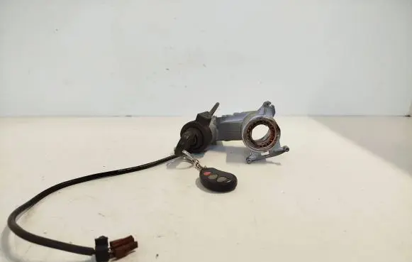 Volkswagen Multivan T4 Ignition lock 289458 KLS98