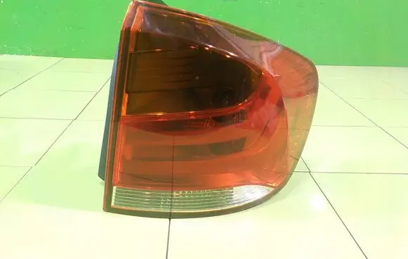 BMW X1 E84 Rear/tail lights 03424600