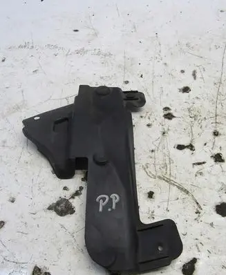 Jeep Cherokee Fender mounting bracket 55112866A