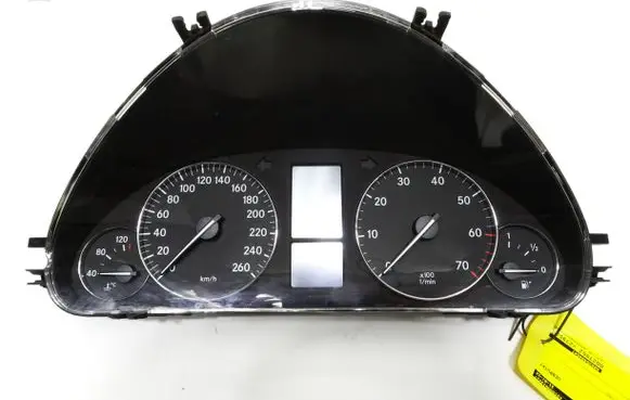Speedometer (instrument cluster)