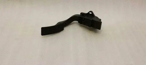 Mercedes-Benz A W176 Accelerator throttle pedal A2463001904