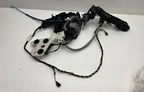 Mercedes-Benz S C217 Coupe door lock (next to the handle) A0997202400 A2177230208 a2177600400