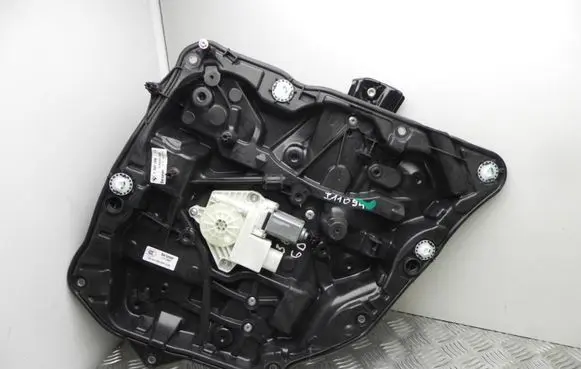 BMW 5 G30 G31 Rear door window regulator with motor 7365168 I11094