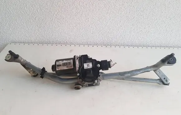 Jaguar F-Pace Front wiper linkage and motor W000060842