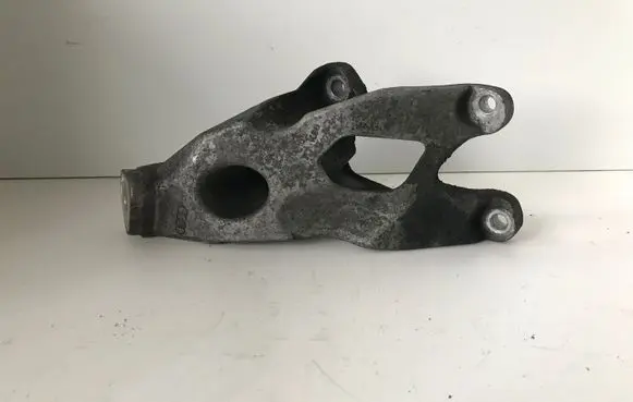 Audi A5 8T 8F Engine mounting bracket 8K0199307BE
