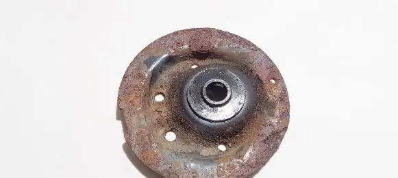 Toyota Avensis T250 Coil spring mount 