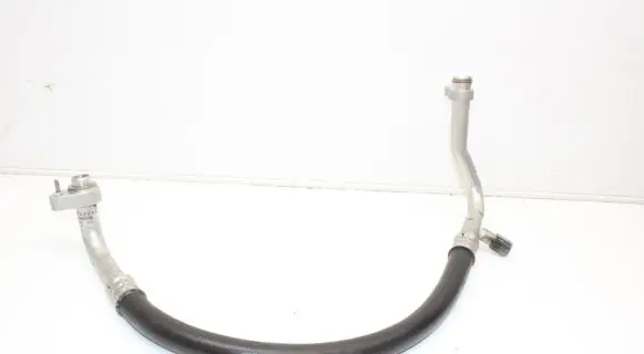 Infiniti Q30 Air conditioning (A/C) pipe/hose 924805DC3A