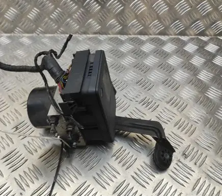 BMW Z4 E85 E86 ABS Pump 6764088 6763959