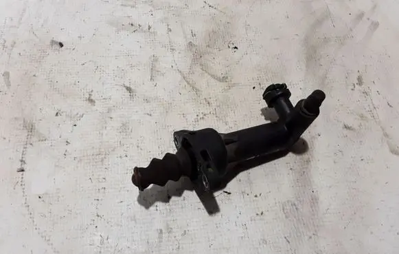 Audi A1 Clutch slave cylinder 5Q0721261