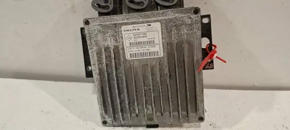 Renault Megane II Engine control unit/module 8200911560 R410B034C 8200619409
